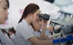 A team of highly qualified and experienced pharmacists