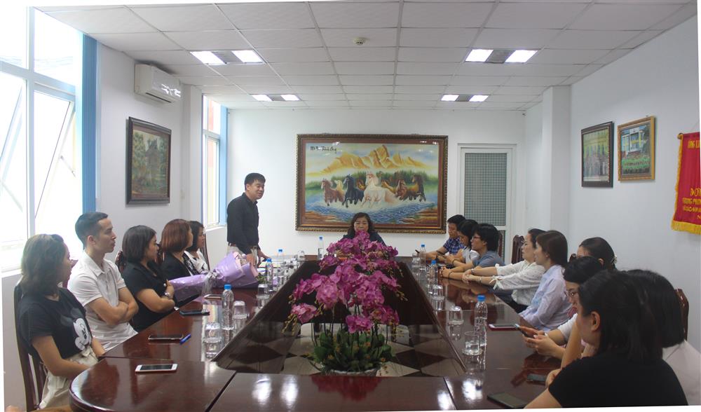 Quyết định bổ nhiệm Quyền Giám đốc điều hành cho ông Đỗ Bảo Long và Quyết định bổ nhiệm Phó Giám đốc Công ty cho bà Lê Thị Thu